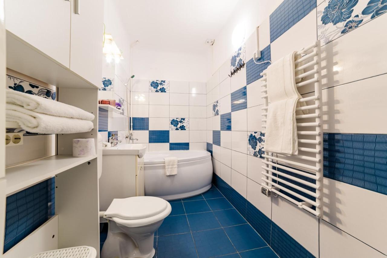Anastasia Apartments With Parking Брашов Екстер'єр фото