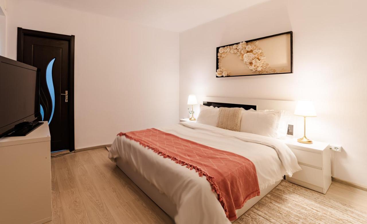 Anastasia Apartments With Parking Брашов Екстер'єр фото