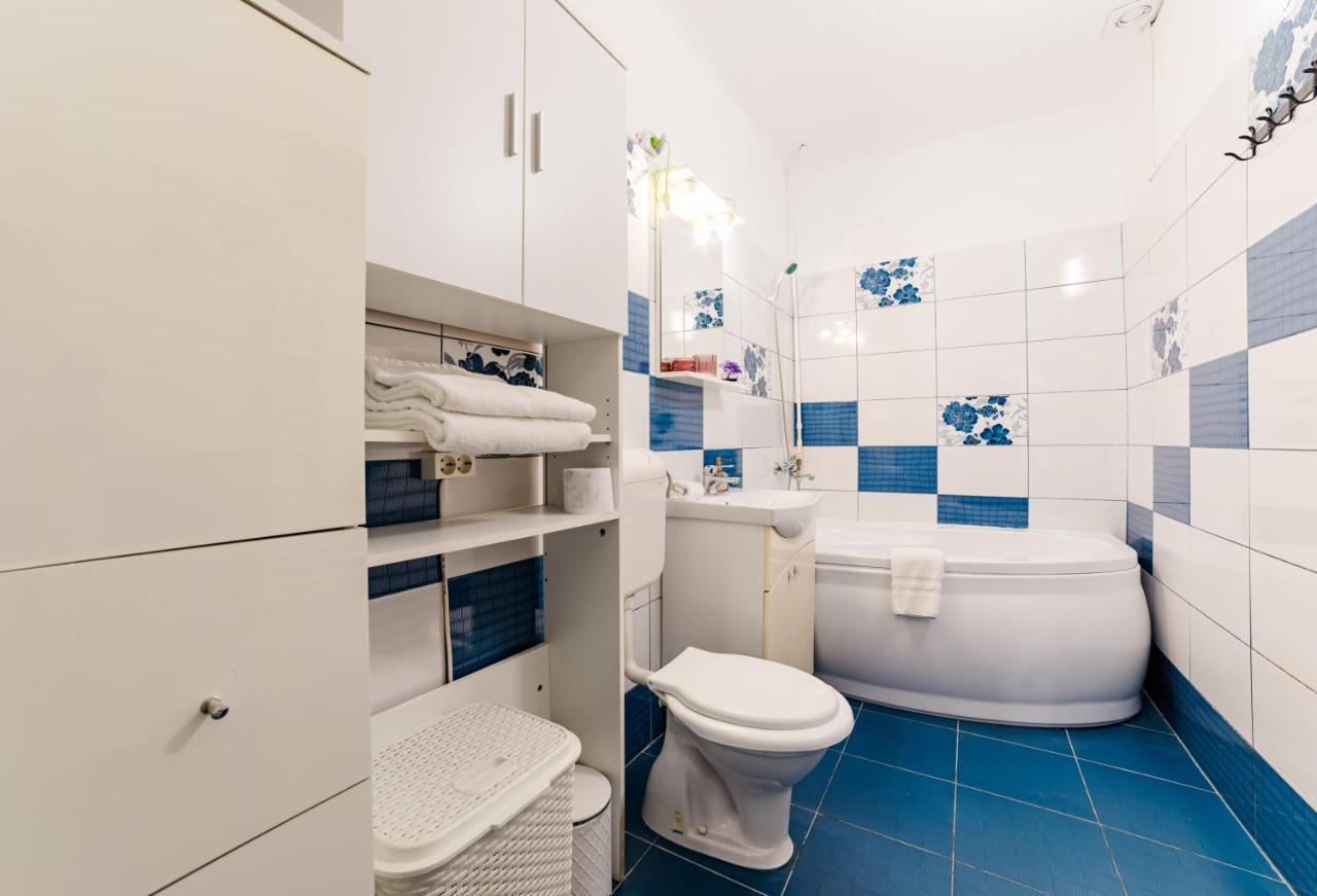 Anastasia Apartments With Parking Брашов Екстер'єр фото